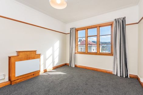 Photo of property in Ionian Flats, 123-125 Brougham Street, Mount Victoria, Wellington, 6011