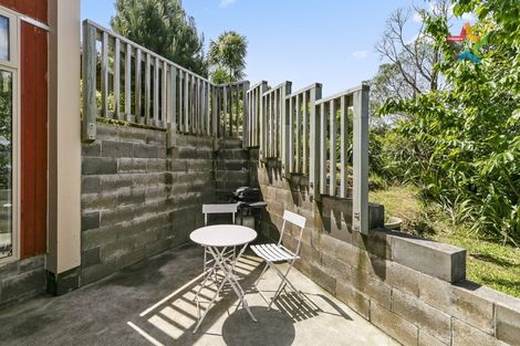 Photo of property in 11a Chestnut Grove, Maungaraki, Lower Hutt, 5010