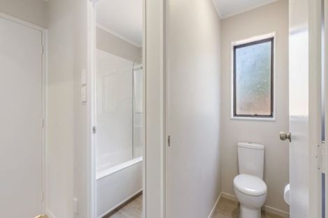 Photo of property in 2/54 Dublin Street, Pukekohe, 2120