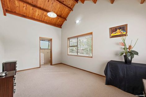 Photo of property in 22 Godley Road, Green Bay, Auckland, 0604