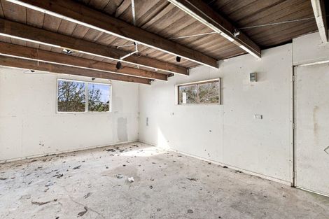 Photo of property in 56 Cook Street, Marfell, New Plymouth, 4310