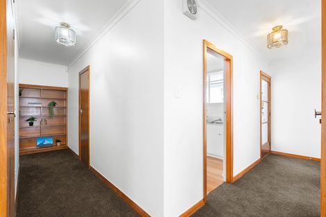 Photo of property in 2 Moorpark Place, Ilam, Christchurch, 8041