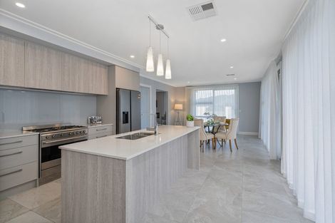 Photo of property in 1 Ngaroma Crescent, Whitianga, 3510