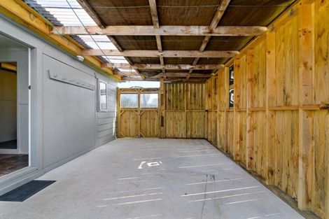 Photo of property in 8 Ngahu Street, Fairy Springs, Rotorua, 3015