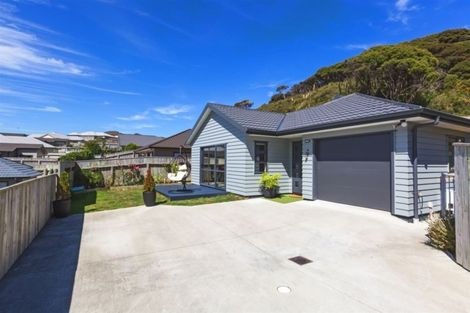 Photo of property in 17a Moonsail Drive, Whitby, Porirua, 5024
