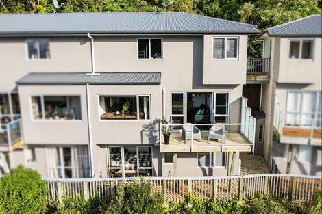 Photo of property in Onslow Heights, 17g Onslow Road, Khandallah, Wellington, 6035