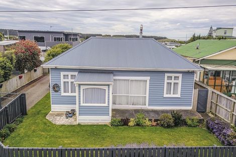 Photo of property in 141 Seabury Avenue, Foxton Beach, Foxton, 4815