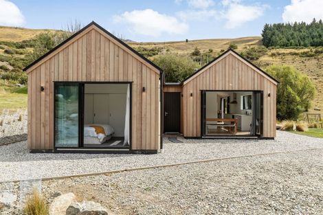Photo of property in 2390 Cardrona Valley Road, Cardrona, Wanaka, 9382