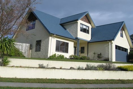 Photo of property in 4 Kilkenny Place, Fitzherbert, Palmerston North, 4410