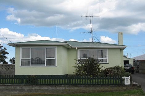 Photo of property in 40 Kowhai Street, Castlecliff, Whanganui, 4501