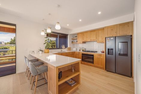 Photo of property in 4 Plains View, Mount Pleasant, Christchurch, 8081