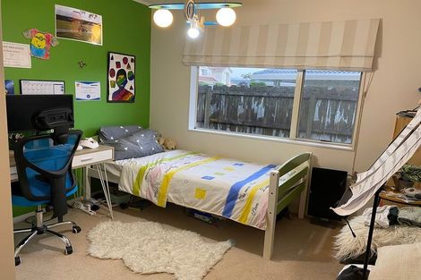 Photo of property in 8 Aspatria Place, Northpark, Auckland, 2013