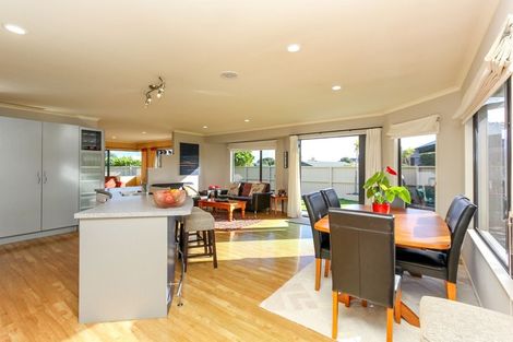 Photo of property in 1 Rotokare Crescent, Whalers Gate, New Plymouth, 4310