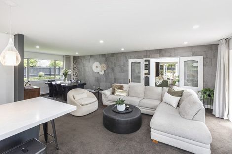 Photo of property in 20 Hussey Road, Harewood, Christchurch, 8051