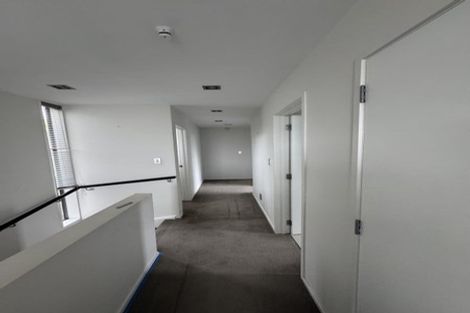 Photo of property in 77 Kittiwake Drive, Schnapper Rock, Auckland, 0632