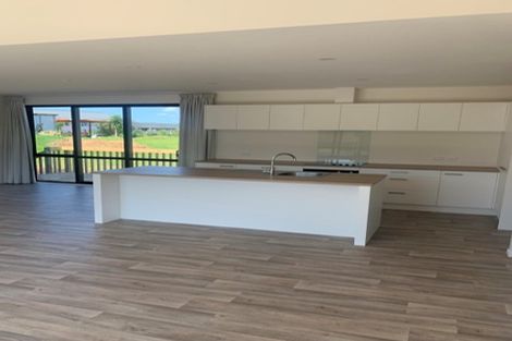 Photo of property in 48 Marram Place, Mangawhai Heads, Mangawhai, 0505