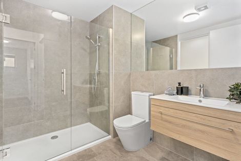 Photo of property in 2/69 Tiketike Way, Brooklyn, Wellington, 6021