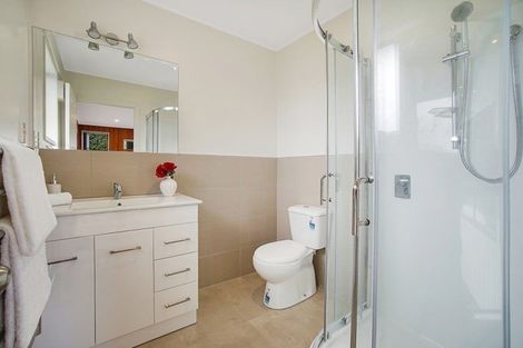 Photo of property in 26 Stanniland Street, Sunnyhills, Auckland, 2010