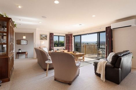 Photo of property in 15 Rowesdale Drive, Ohauiti, Tauranga, 3112