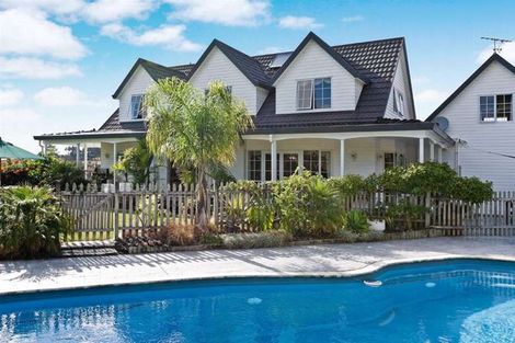 Photo of property in 10/199 Birdwood Road, Massey, Auckland, 0614