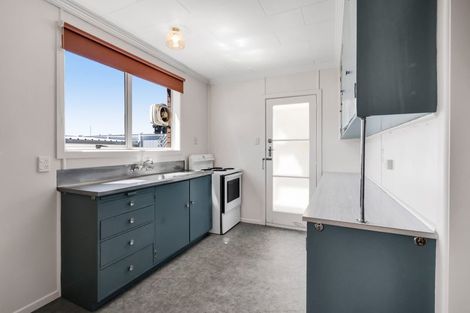 Photo of property in 2/56 Young Street, New Plymouth, 4310