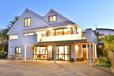 Photo of property in 2/6 Duncansby Road, Stanmore Bay, Whangaparaoa, 0932