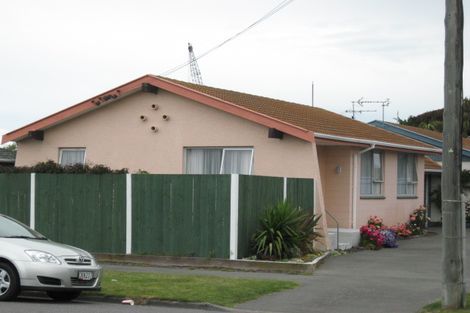 Photo of property in 2/13 Sandra Street, South New Brighton, Christchurch, 8062