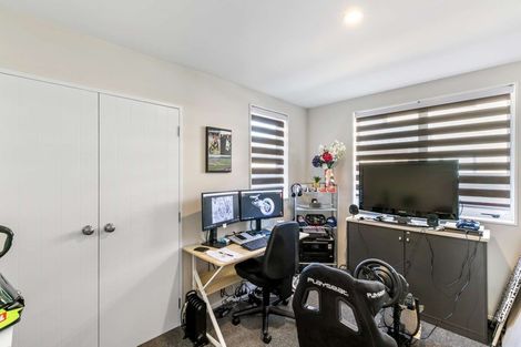 Photo of property in 24 Bayview Park Lane, Orewa, 0931