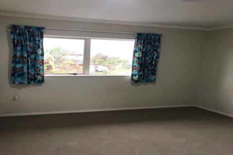 Photo of property in 8 Fergy Crescent, Wattle Downs, Auckland, 2103