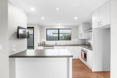 Photo of property in 102 Rowses Road, Aranui, Christchurch, 8061