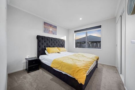 Photo of property in 8 Millbrae Place, Pokeno, 2402