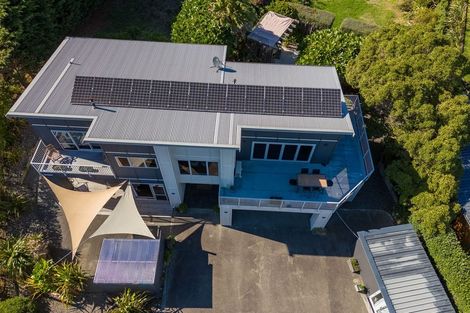 Photo of property in 11 Pharazyn Avenue, Waikanae Beach, Waikanae, 5036