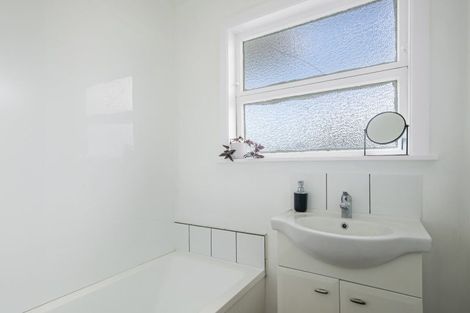 Photo of property in 18 Rata Street, Levin, 5510