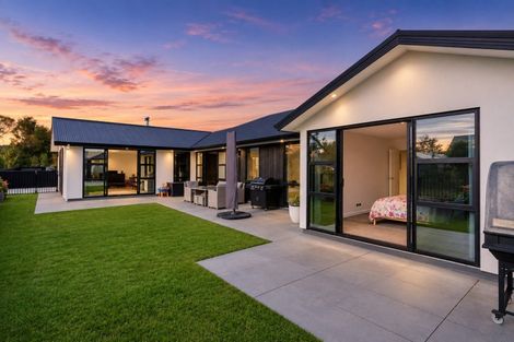 Photo of property in 8 Tuwhare Lane, Mosgiel, 9024