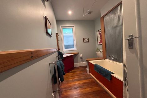 Photo of property in 8 Randolph Terrace, Lyttelton, 8082