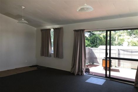 Photo of property in 30 Leaver Place, Weymouth, Auckland, 2103