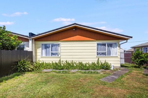 Photo of property in 35 Power Street, Levin, 5510