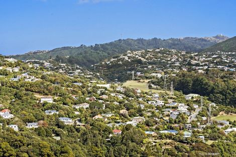 Photo of property in 11 Commons Way, Crofton Downs, Wellington, 6035