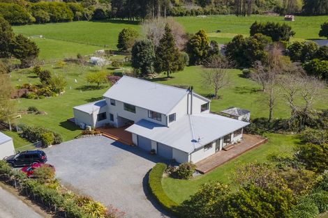 Photo of property in 225 Waitohu Valley Road, Otaki, 5583