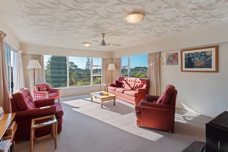 Photo of property in 38 Queens Road, Waikanae Beach, Waikanae, 5036