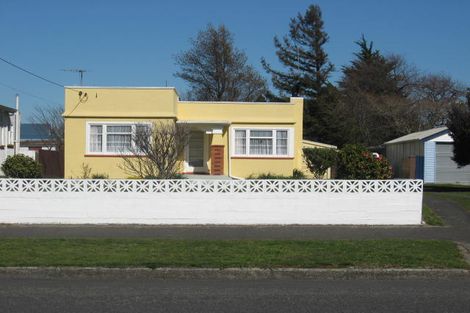 Photo of property in 109 Broadway, Carterton, 5713