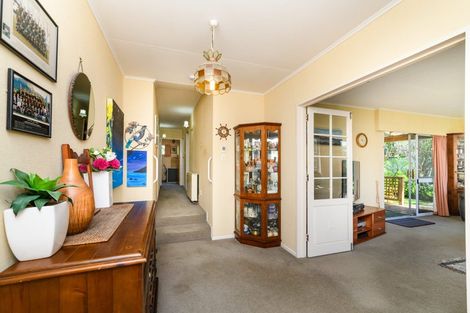 Photo of property in 7 Tabak Crescent, Takaro, Palmerston North, 4412