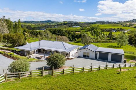 Photo of property in 124 Devich Road, Mangawhai, Wellsford, 0975