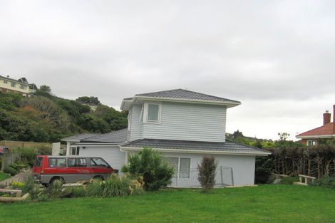 Photo of property in 48 The Drive, Tawa, Wellington, 5028