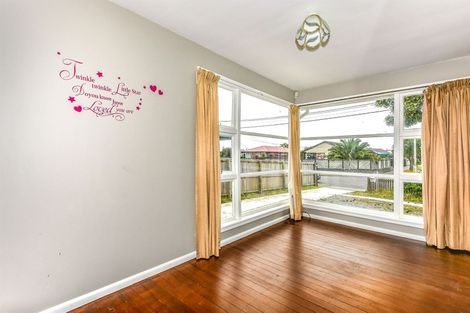 Photo of property in 12 Rowan Avenue, Aranui, Christchurch, 8061