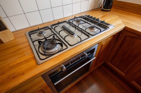 Photo of property in 15 Wellington Street, Feilding, 4702