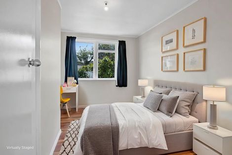 Photo of property in 6 Mcguire Street, Hawera, 4610