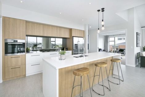 Photo of property in 35 Nobilo Road, Kumeu, 0810