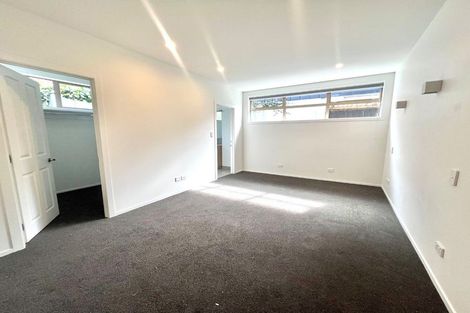 Photo of property in 323 Cambridge Terrace, Christchurch Central, Christchurch, 8013