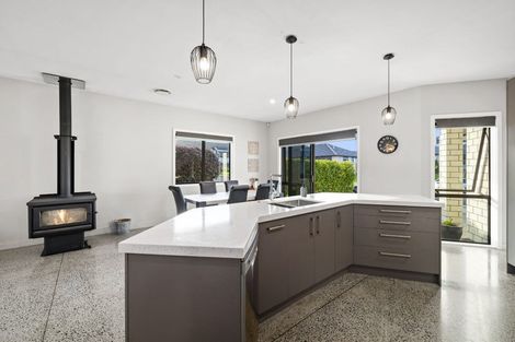 Photo of property in 14 Hamon Place, Pukehangi, Rotorua, 3015